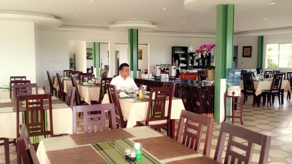 Graha Widjaja Hotel Puncak Exterior foto